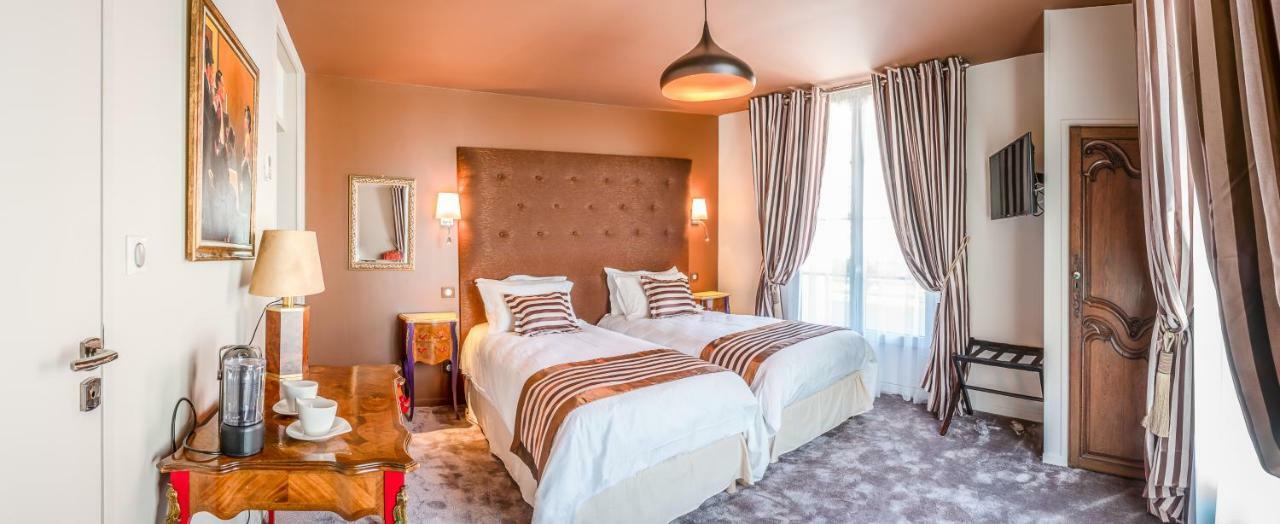 Brit Hotel Privilege Lisieux - La Villa Des Arts Εξωτερικό φωτογραφία