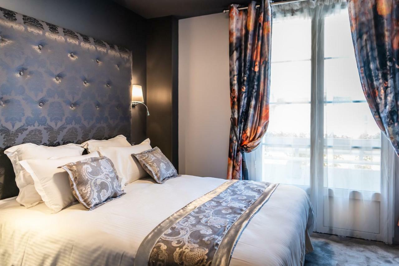 Brit Hotel Privilege Lisieux - La Villa Des Arts Εξωτερικό φωτογραφία